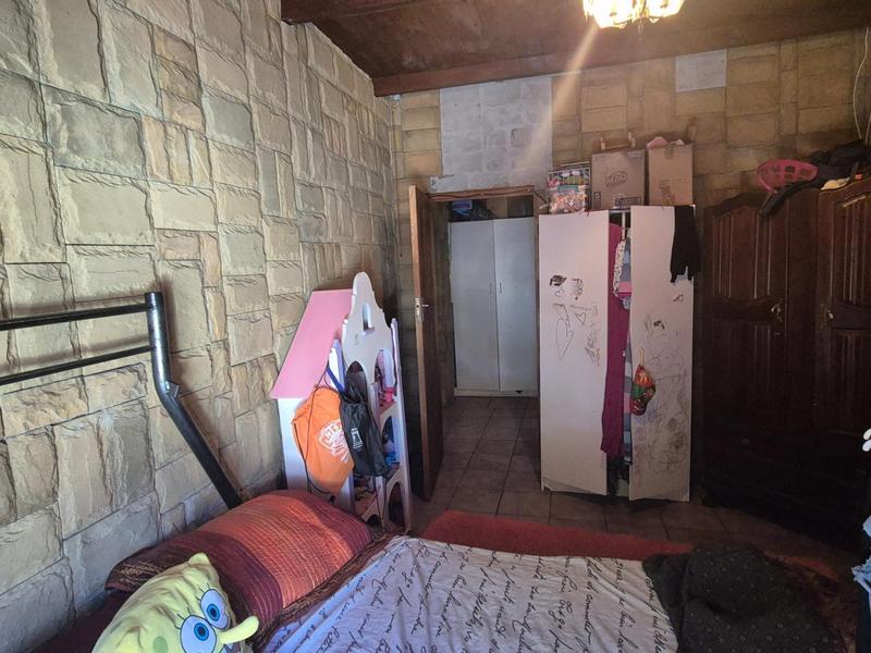 6 Bedroom Property for Sale in Gansbaai Central Western Cape